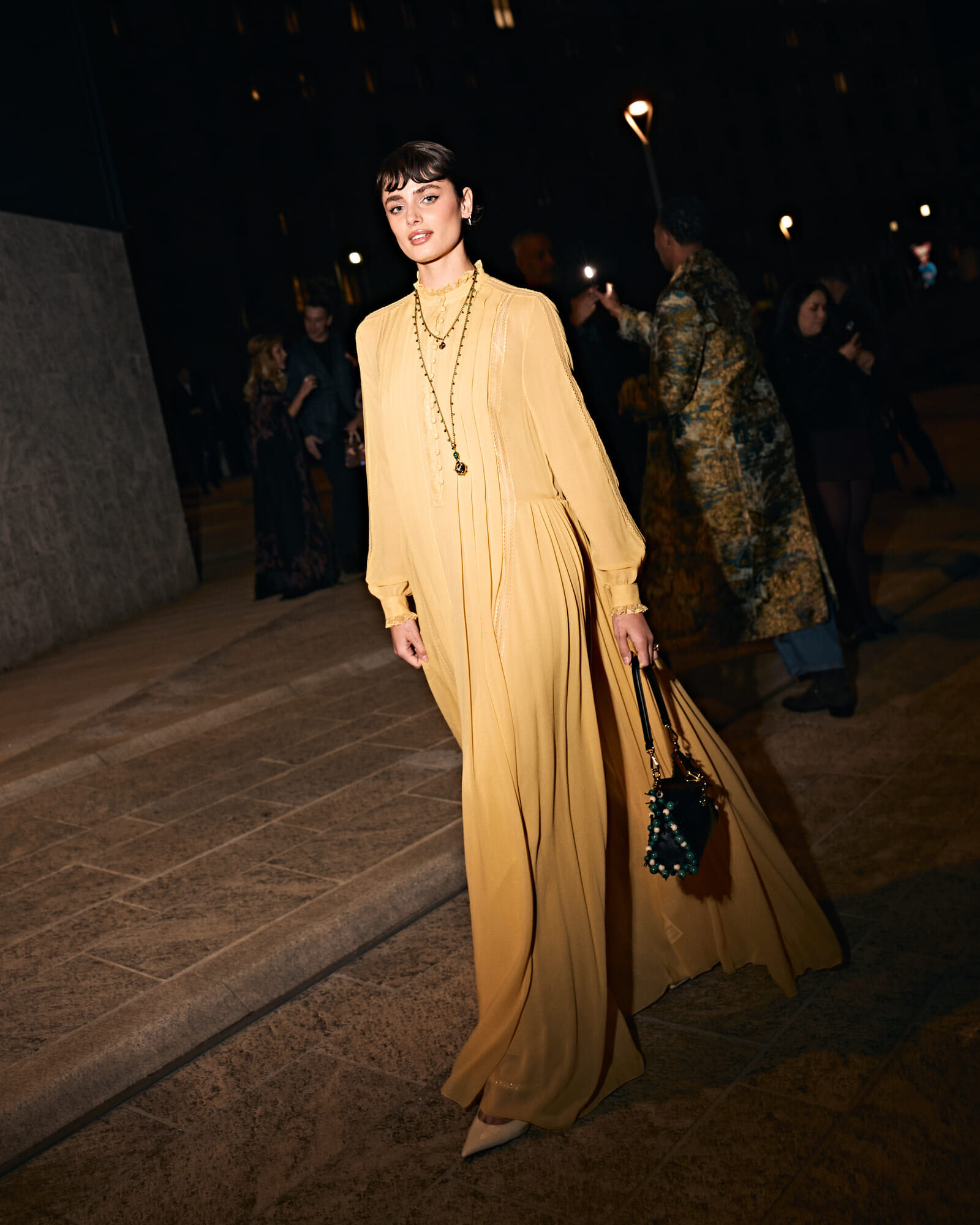 【 ETRO WINTER 94' - 95' カタログ 】 楽天市場】ETRO エトロ トートバッグ 1N008 1965 レディース